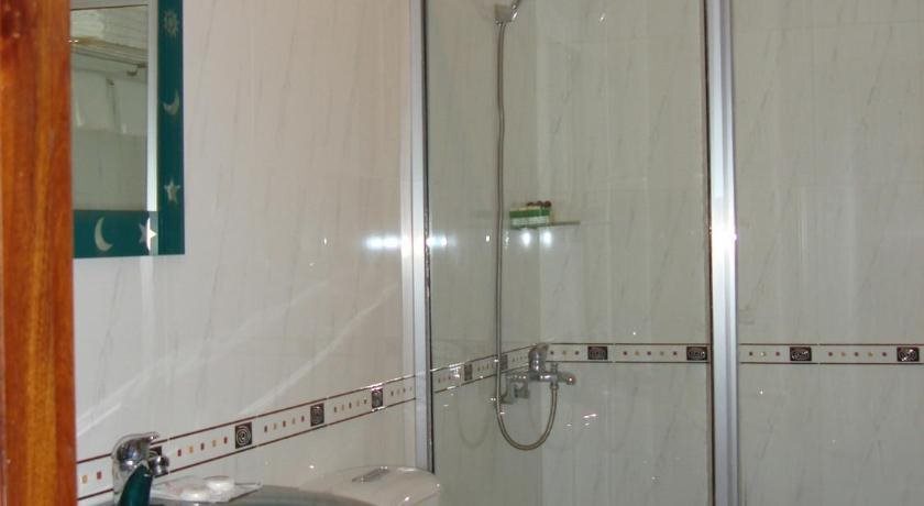 Буонматхуот: Hoang Loc Hotel
