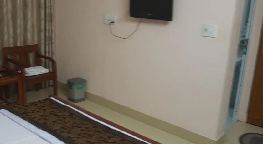 Халонг: Viet Thanh Hotel