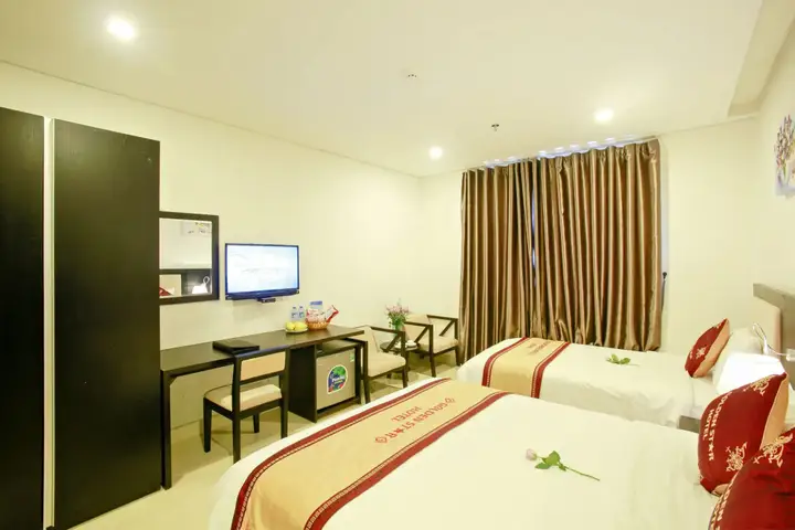 Дананг: Golden Star Hotel
