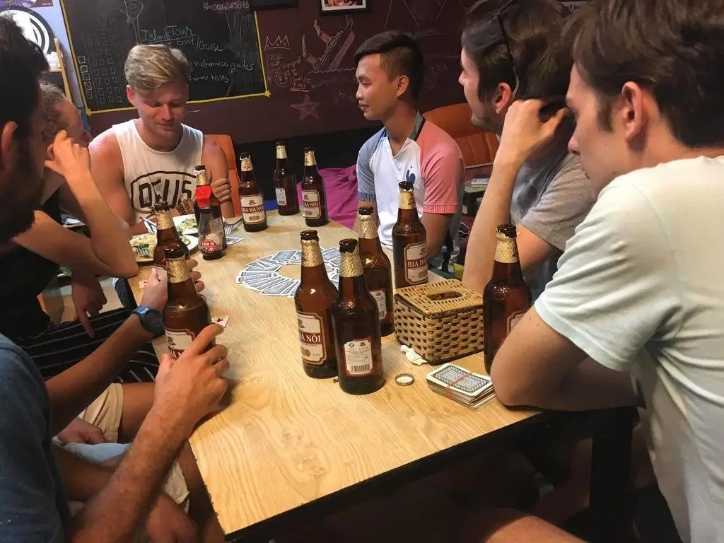 Халонг: Ha Long Happy Hostel - Adults Only