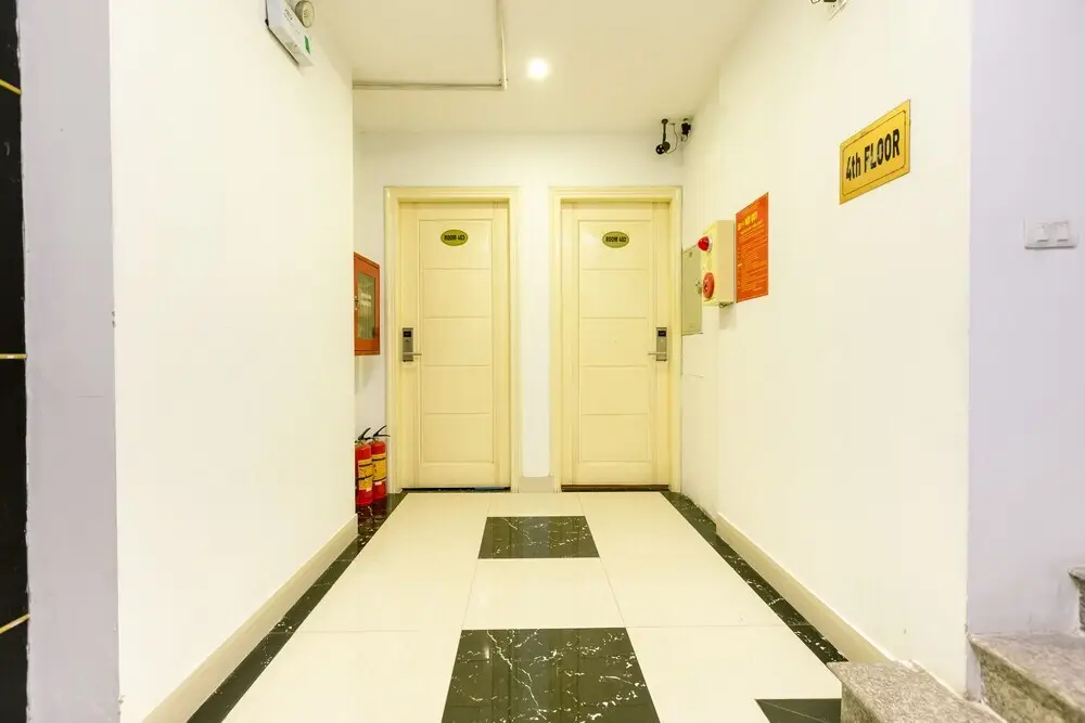 Ханой: New Amely Hotel & Resident