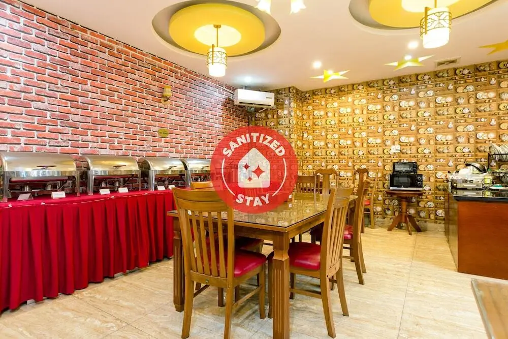 Ханой: New Amely Hotel & Resident