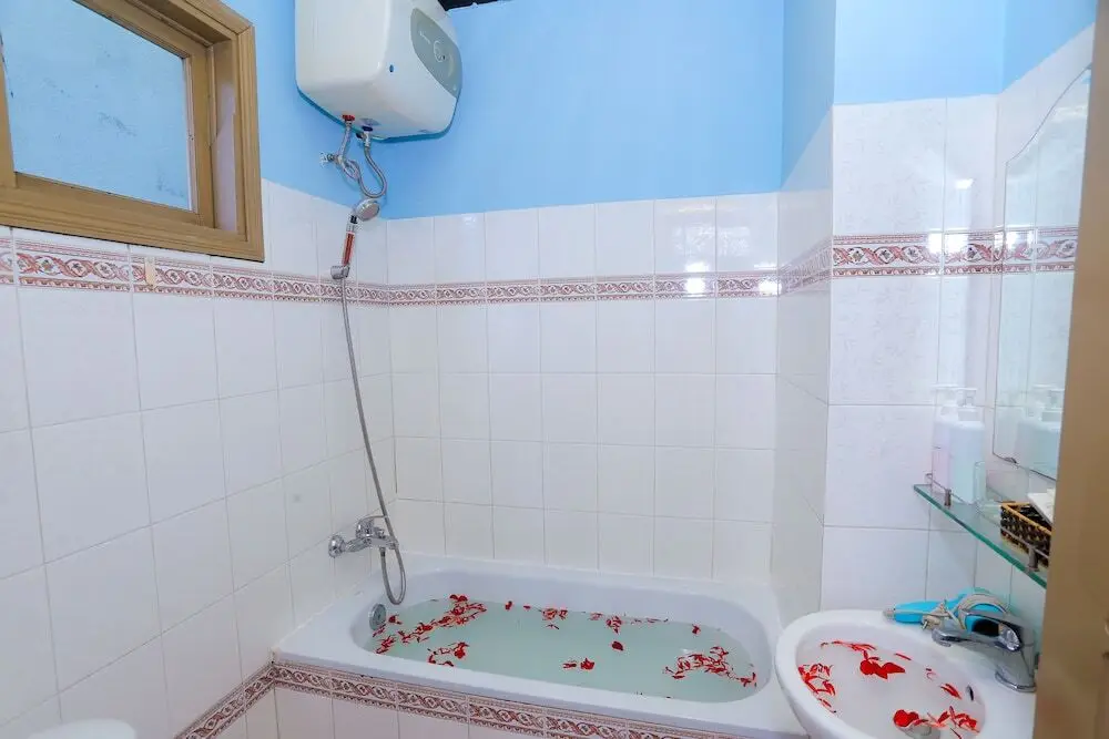 Хойан: The Youth Hotel