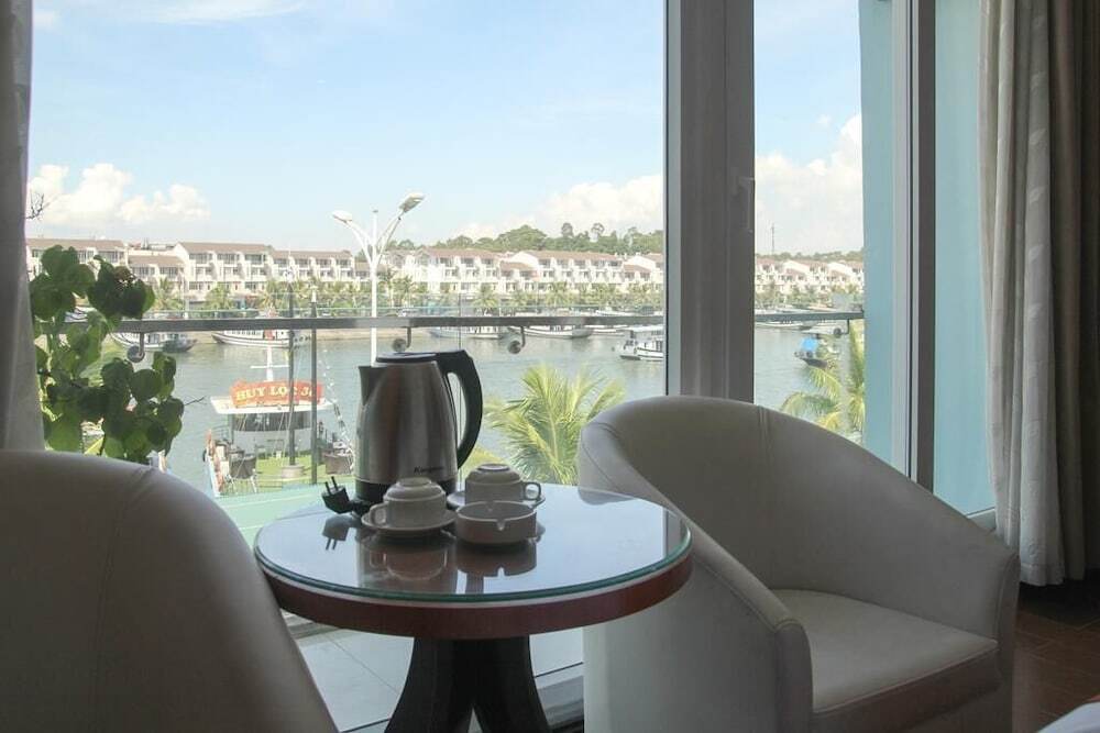 Халонг: Island Pearl Hotel