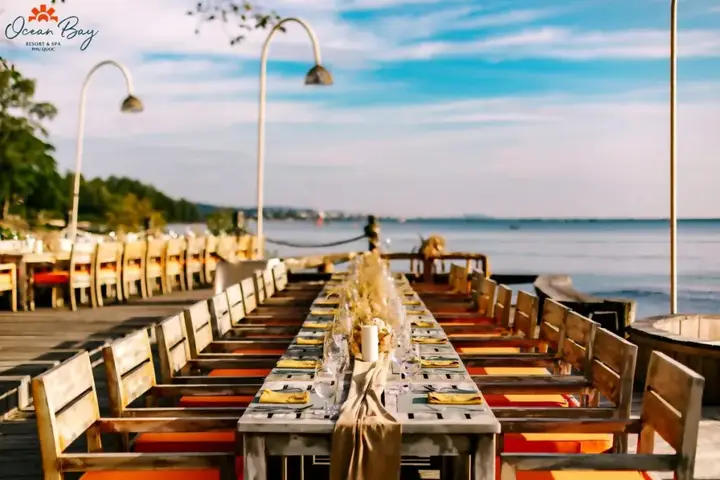 carousel image 4