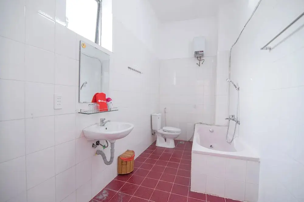 Вунгтау: RedDoorz Plus near Bai Truoc