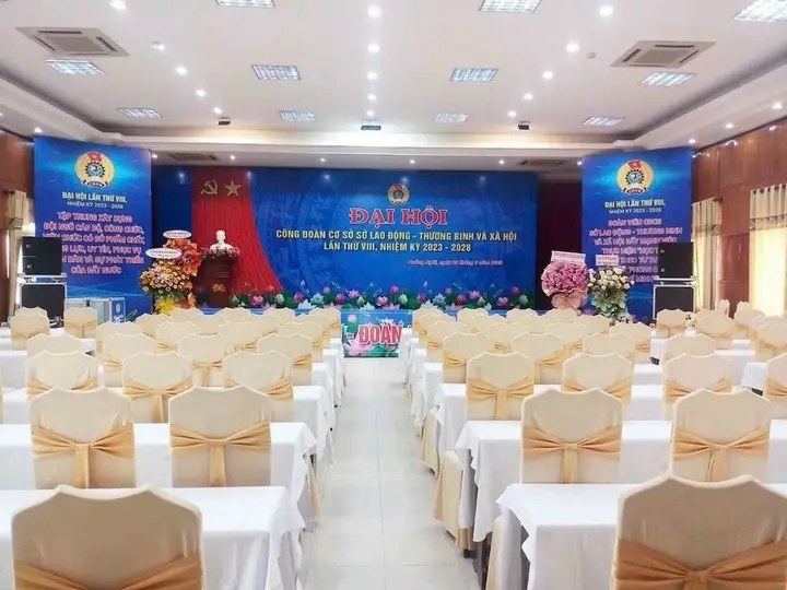 Куангнгай: Hung Vuong Hotel