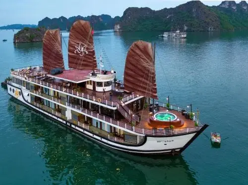 Пляж Tung Thu: Orchid Ha Long Cruise