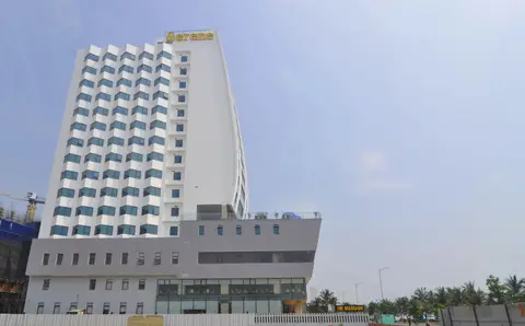 Serene Beach Hotel Danang — фото 1