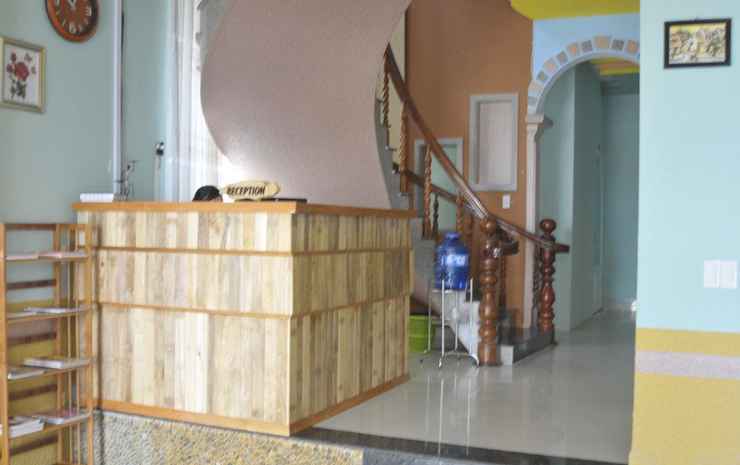 Далат: Long's Hostel
