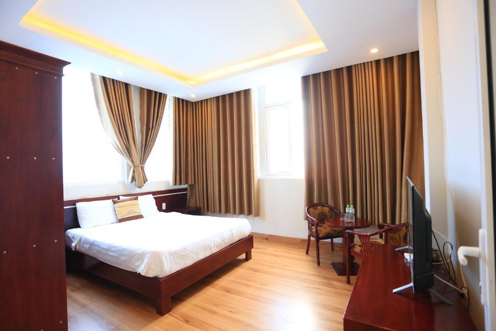 Phuong Linh Hotel — фото 1