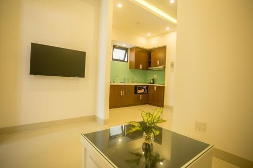 Нячанг: R  R Apartments