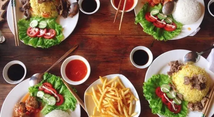 Маи-Чау: Mai Chau Hostel - Bar Restaurant