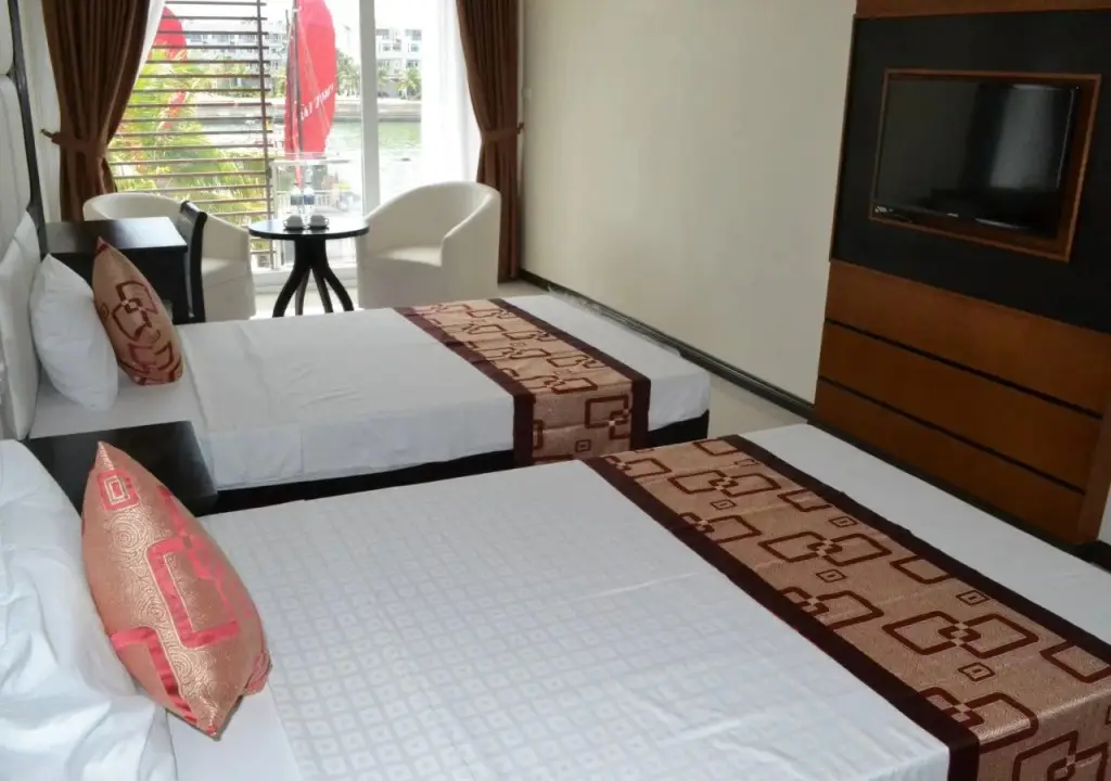 Халонг: Seaside Tuan Chau Hotel