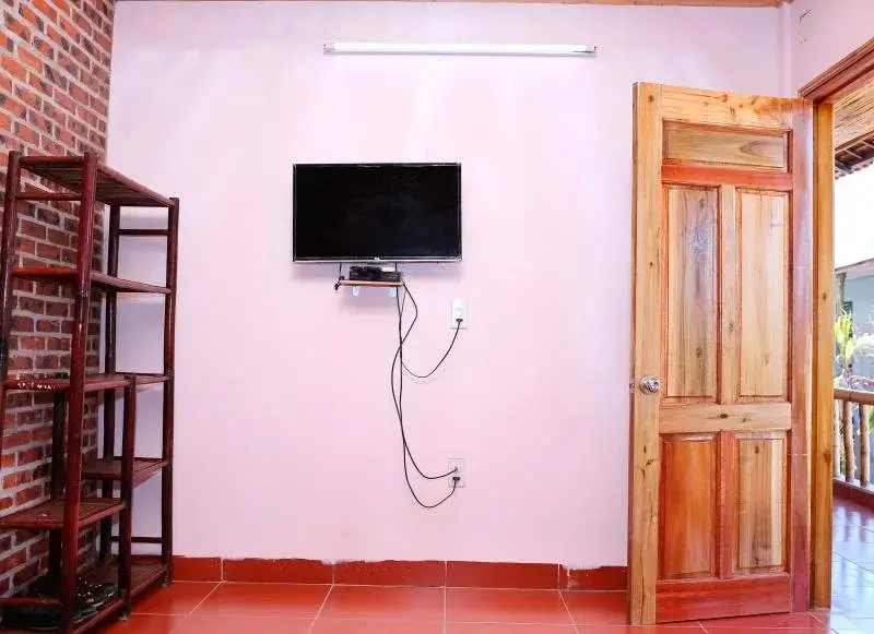 Зявьен: Ho Nui Dinh Hotel