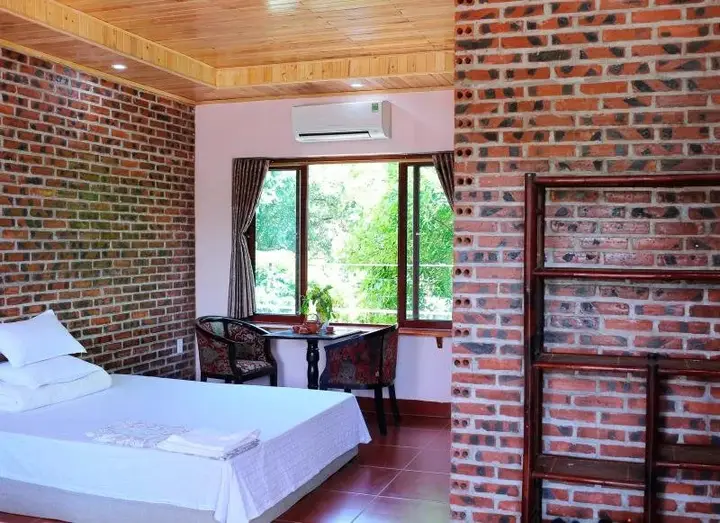 Зявьен: Ho Nui Dinh Hotel