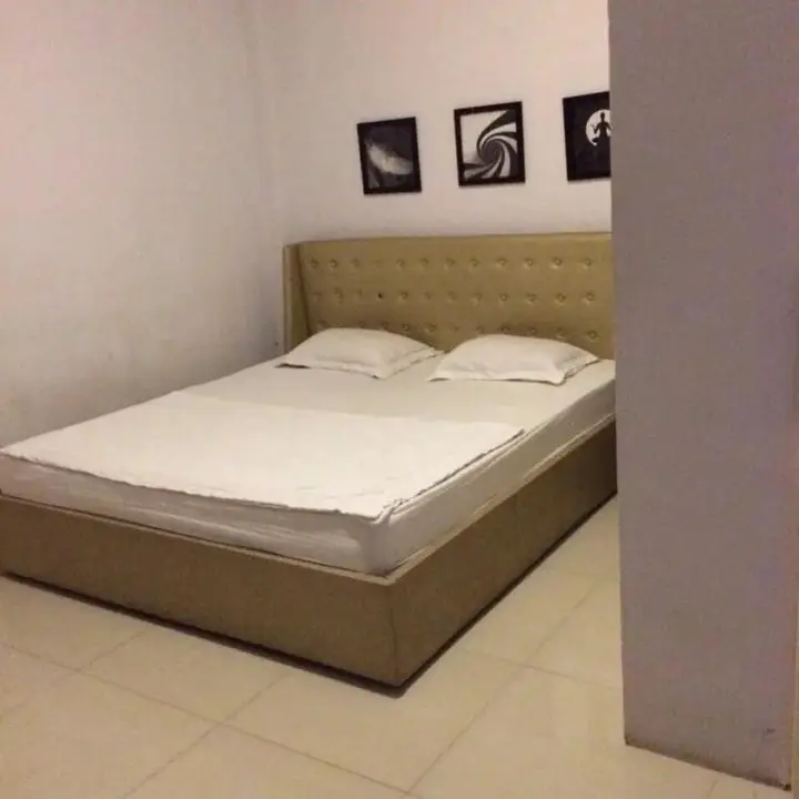 Хошимин: Honeymoon Hotel