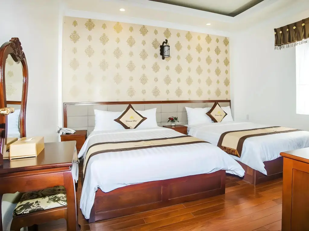 Далат: Diamond Hotel