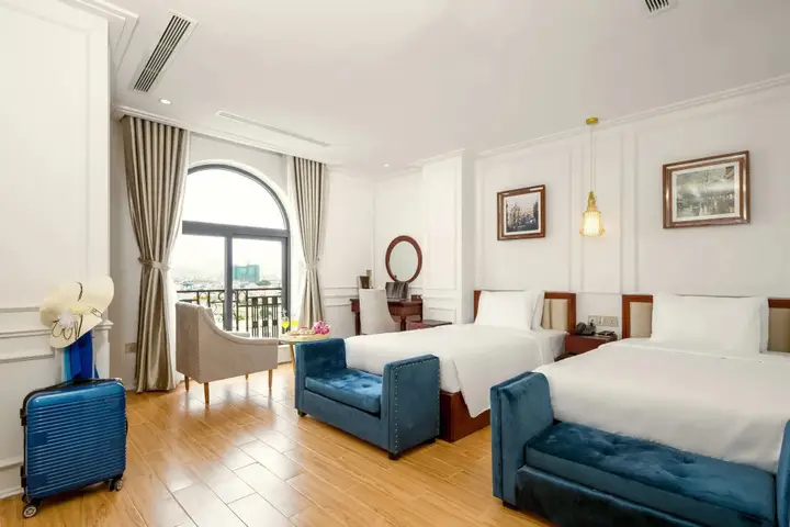 Дананг: Viha Beach Apartment