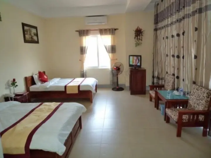 Винь: Quyet Thanh Hotel