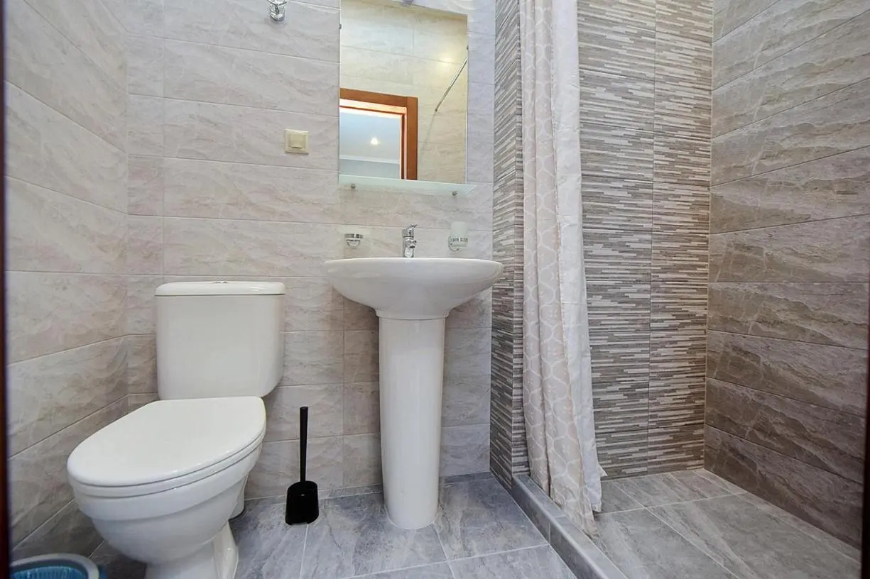 Дивноморское: Guest House Gelios