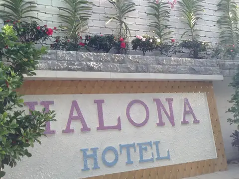Halona Hotel — фото 1