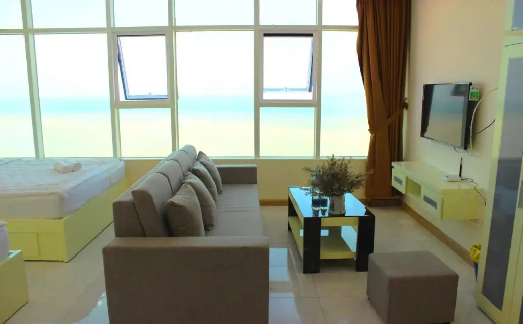Handy Holiday Nha Trang Beach Apartment — фото 1