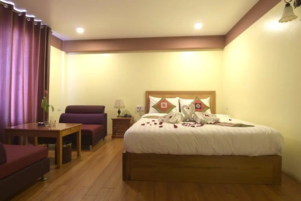 Шапа: The Mountaineer Hotel