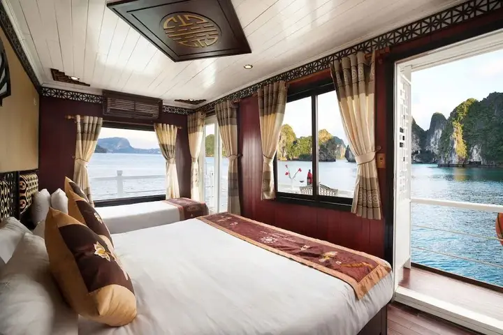 Халонг: Halong Apricot Cruise