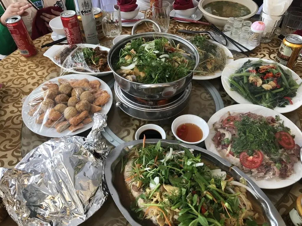 Винь: Tuan Anh Cua Lo Hotel