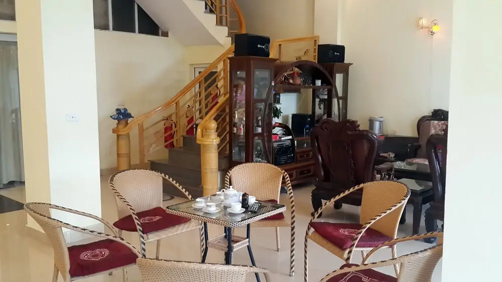 Шапа: Quyet Tinh Hotel