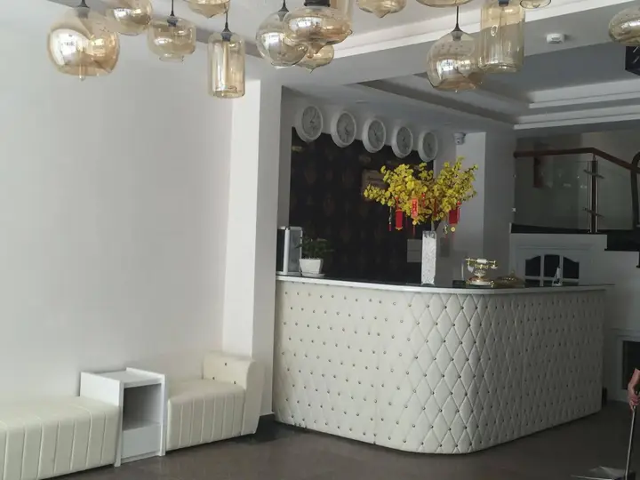 Далат: White Star Hotel
