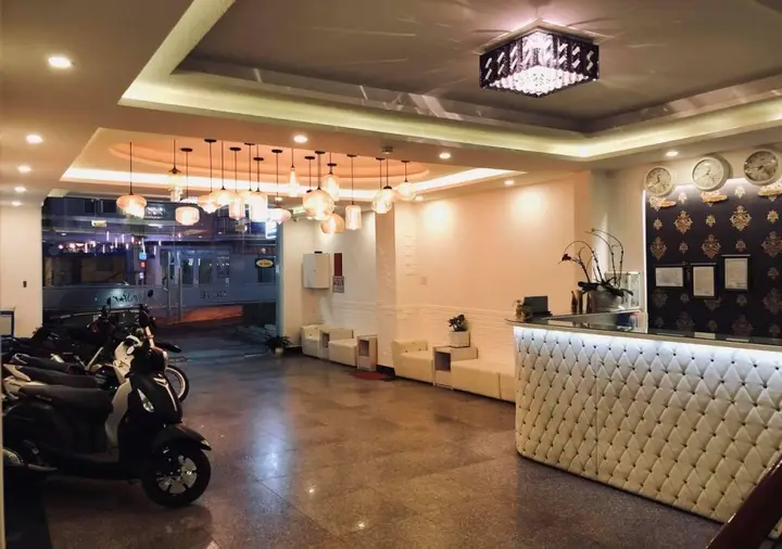 Далат: White Star Hotel