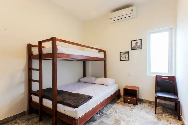 Дананг: Glocal Beachside Hostel