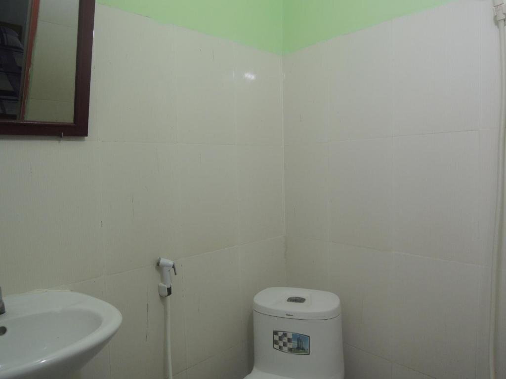 Рач-Гия: 36 Hostel