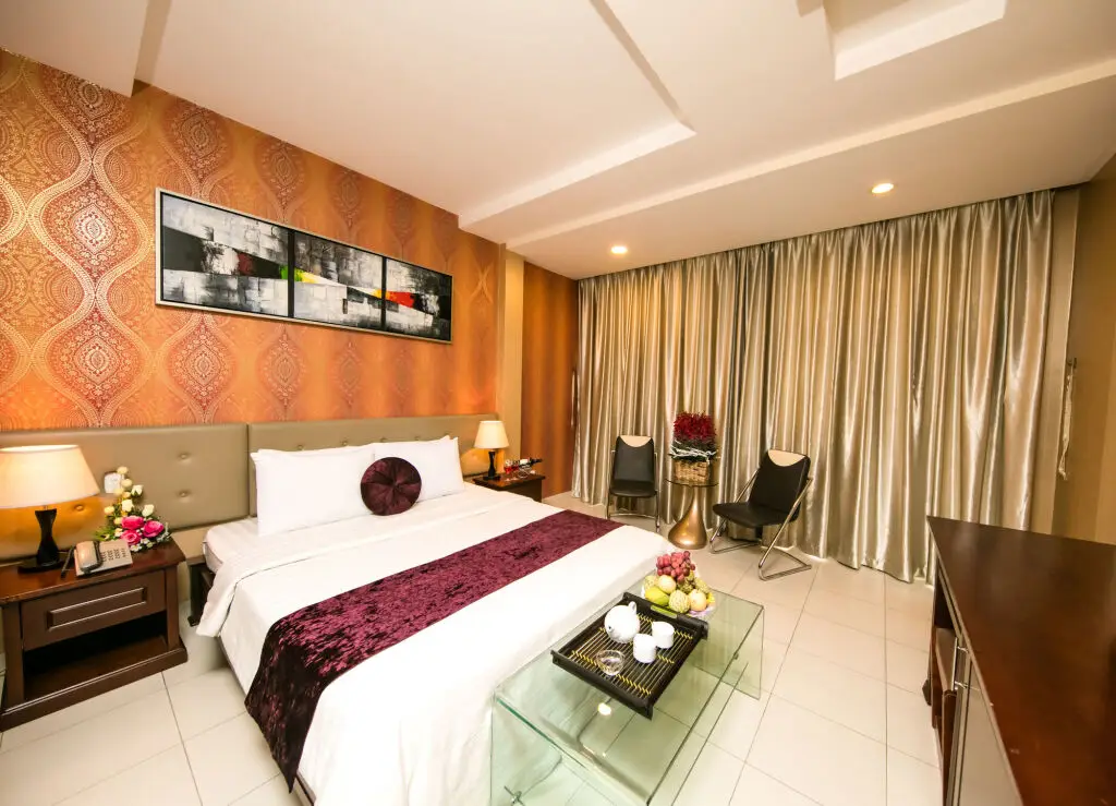 Хошимин: Quy Hung Hotel