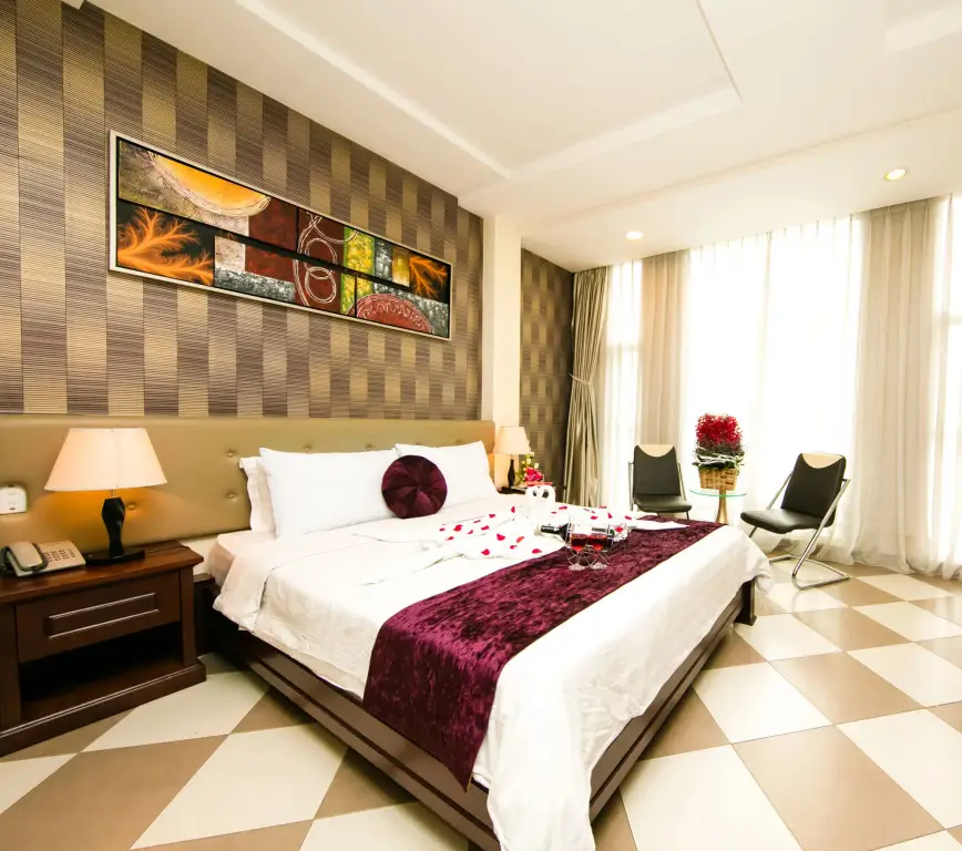 Хошимин: Quy Hung Hotel