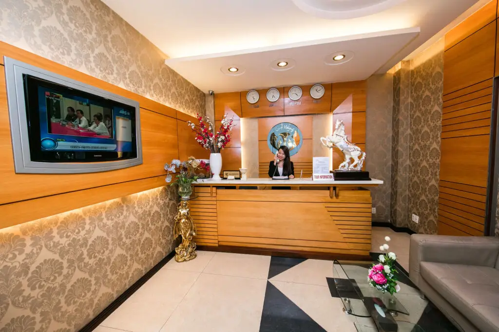 Хошимин: Quy Hung Hotel