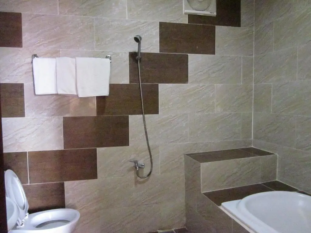 Ла-Джи: Thanh Xuan Hotel