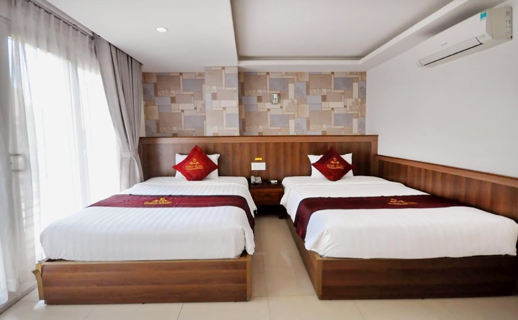 Dubai Nha Trang Hotel — фото 1