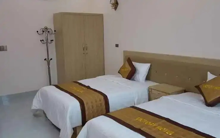 Бакнинь: Victory Hotel