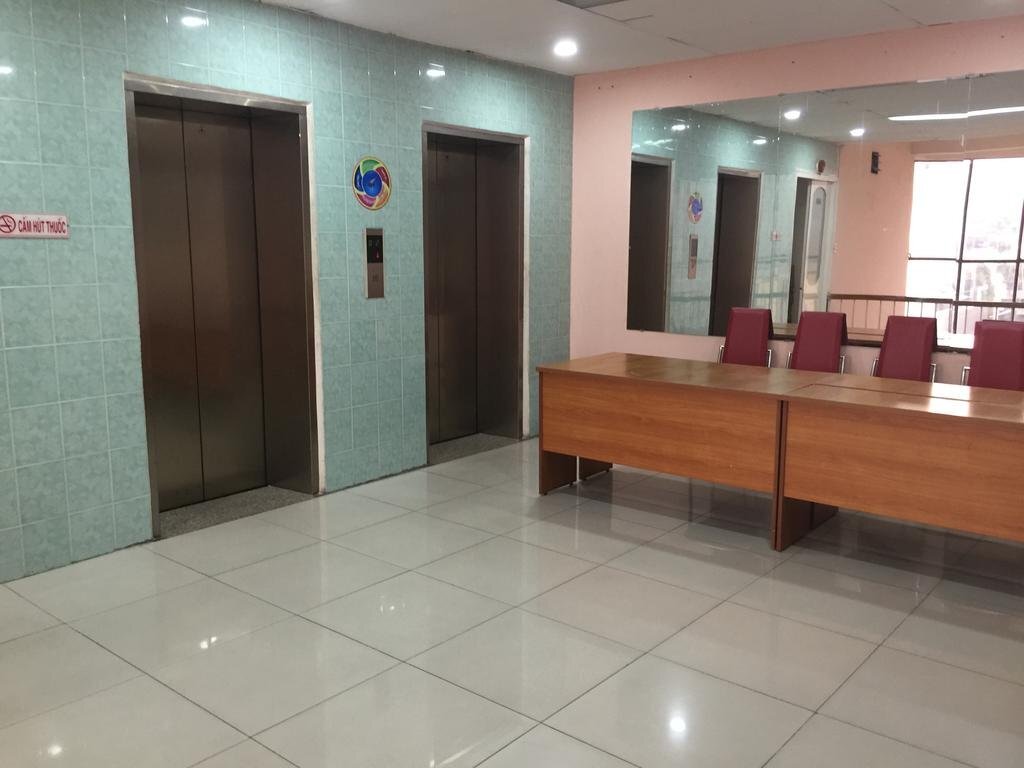 Хошимин: Nha Khach Thanh Nien