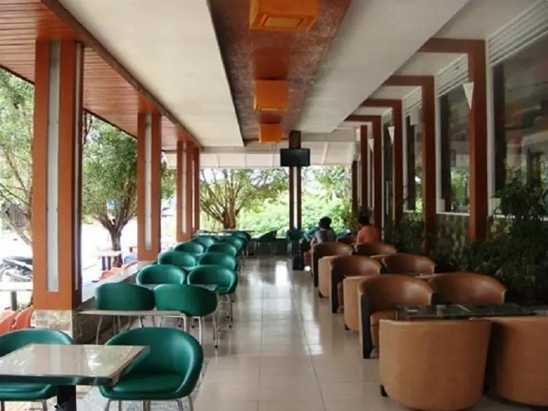 Henry Hotel — фото 1
