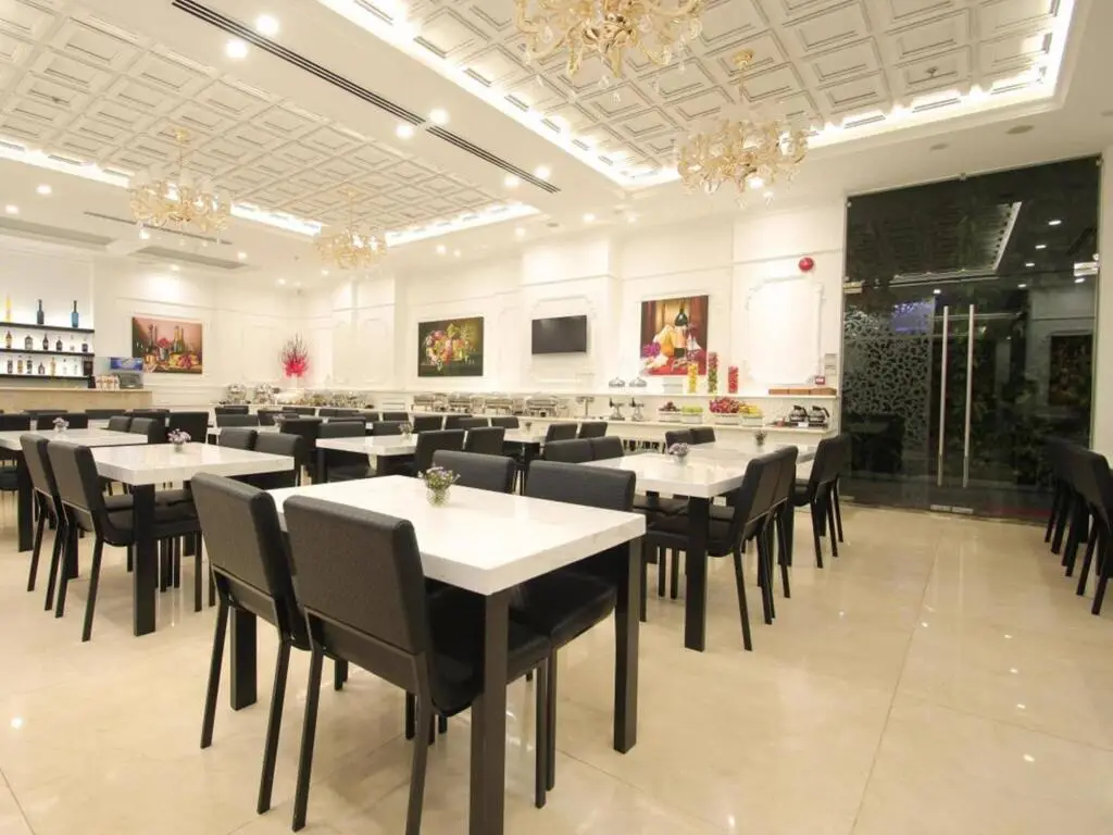 Le Duy Grand Hotel — фото 1