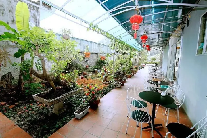 Хайфон: Cat Ba Central Hotel II - Hostel