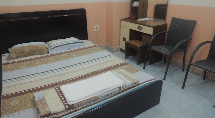 Пху Винх: Tuyet Linh Hotel