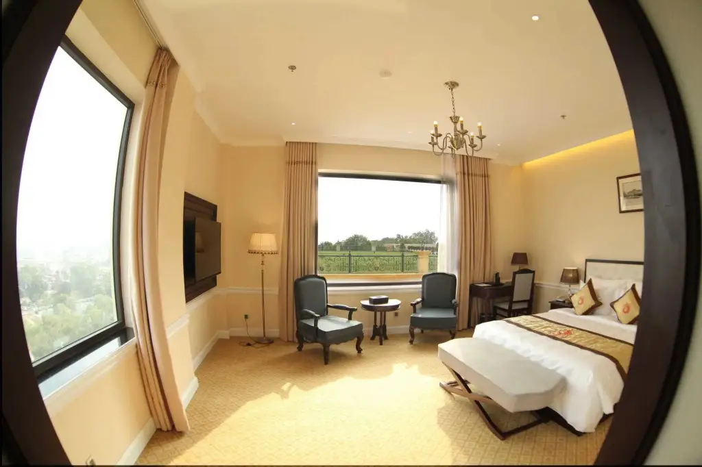 Бакнинь: Phoenix Resort Bac Ninh