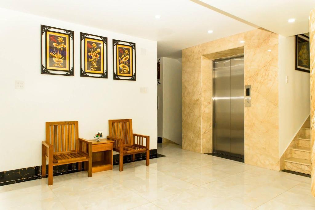 Ha Tien Happy Hotel — фото 1