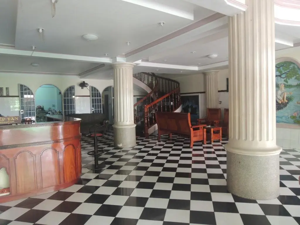Рач-Гия: Hong Yen Hotel