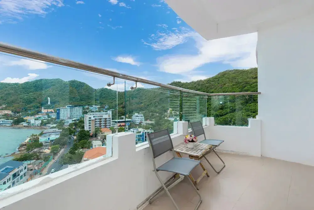 Вунгтау: Cozzy Seaview Apartment